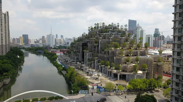 Une Vue Aérienne Bâtiments Grande Hauteur Avec Terrasses Différentes Hauteurs — Photo