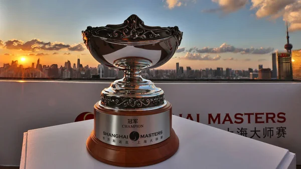 Trophée Est Exposé Lors Une Réception Bienvenue Pour Tournoi Billard — Photo