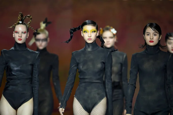 Modellen Weer Nieuwe Make China Meisjes Yuexlin Modeshow Tijdens 2018 — Stockfoto