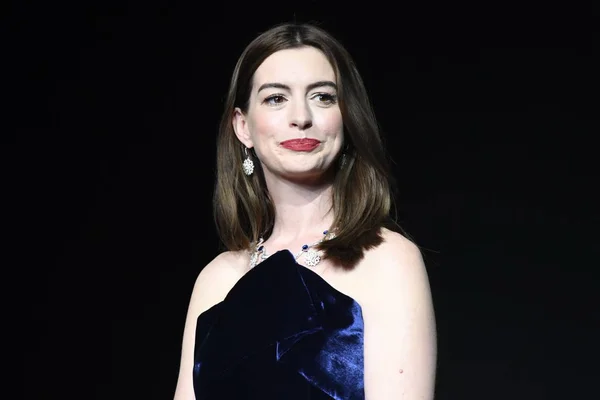 Americká Herečka Anne Hathaway Účastní Akcí Pro Šperky Značky Keer — Stock fotografie