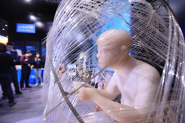 Instalación Arte Cyber Cocoon Kids Presentada Por Unicef China Exhibe — Foto de Stock