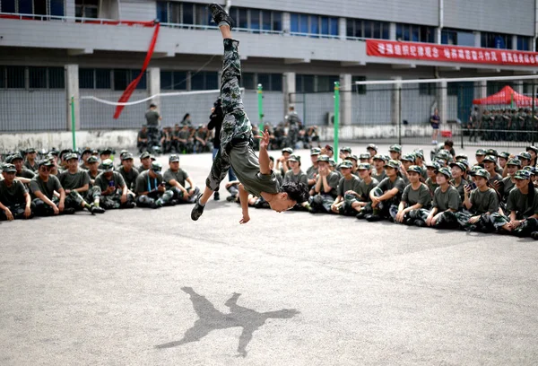 Chinesische Rekruten Nehmen Einem Militärischen Training Der Normalen Universität Von — Stockfoto