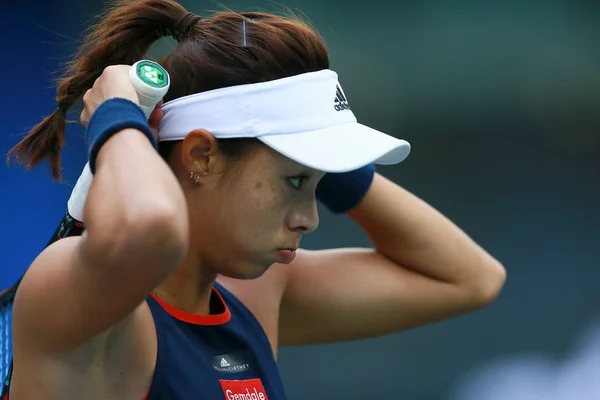 Wang Qiang Chine Porte Chapeau Alors Elle Affronte Monica Puig — Photo