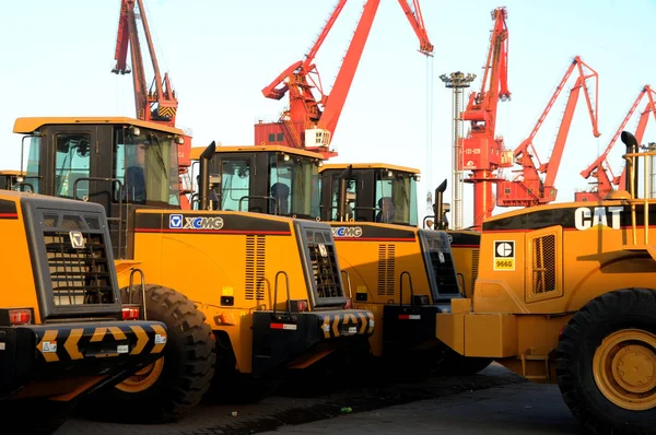 Gru Xuzhou Construction Machinery Group Xcmg Devono Essere Spediti All — Foto Stock