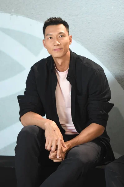 Chinese Basketball Player Jianlian Receives Interview Variety Show Dunk China — Stock Photo, Image