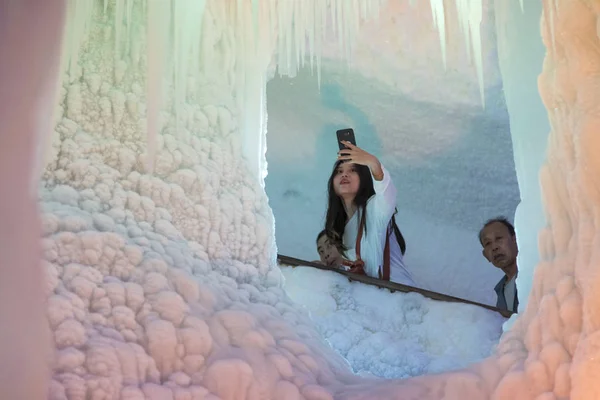 Paisaje Cueva Hielo Ningwu Que Dice Que Formó Durante Cuarto — Foto de Stock