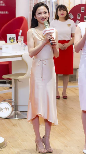 Taiwanese Singer Actress Angela Chang Attends Promotional Event Clarins Nanjing — Stock Photo, Image