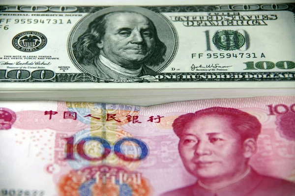 Vista Del Dólar Estadounidense Los Billetes Yuan Renminbi Ciudad Nan — Foto de Stock