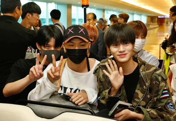 Von Links Bae Jin Young Kang Daniel Und Lee Dae — Stockfoto