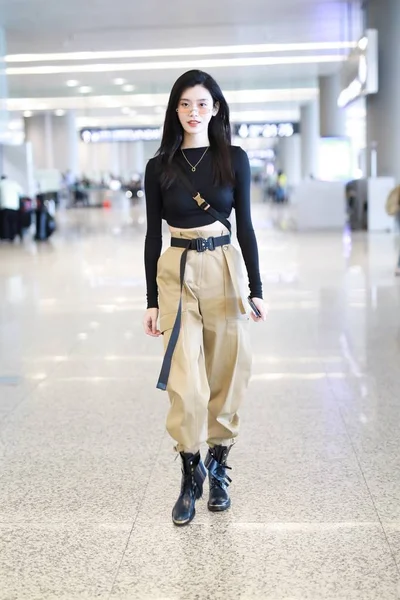 Chinese Model Mengyao Better Known Ming Pictured Airport Shanghai China — Stock Photo, Image