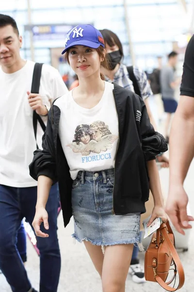 Cantante Taiwanese Jolin Tsai Arriva All Aeroporto Internazionale Shanghai Pudong — Foto Stock