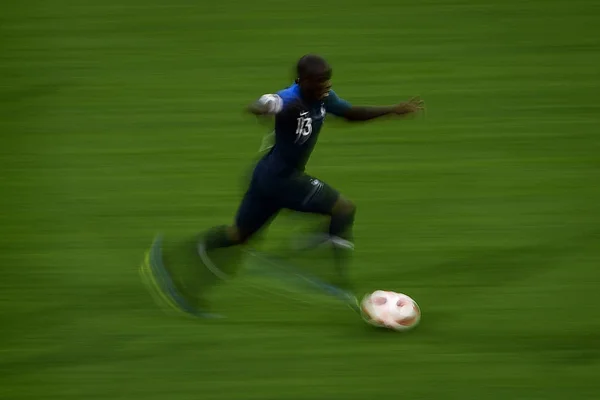 Golo Kante França Dribla Contra Bélgica Sua Semifinal Durante Copa — Fotografia de Stock