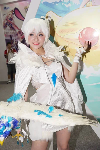 Showgirl Ubrany Kostium Cosplay Stwarza Podczas China International Cartoon Game — Zdjęcie stockowe