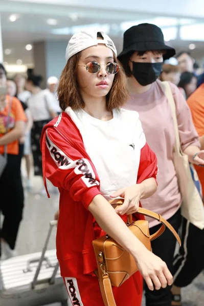 Cantante Taiwanese Jolin Tsai Arriva All Aeroporto Internazionale Shanghai Hongqiao — Foto Stock