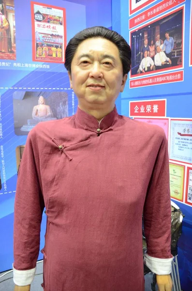 Robot Humanroïde Mettant Vedette Acteur Chinois Xiangsheng Qian Est Exposé — Photo