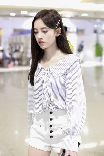 Chinese Zangeres Actrice Jingyi Arriveert Beijing Capital International Airport Beijing — Stockfoto