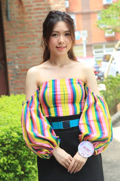 Concorrente Crystal Yang Posa Durante Una Foto Concorso Miss Hong — Foto Stock