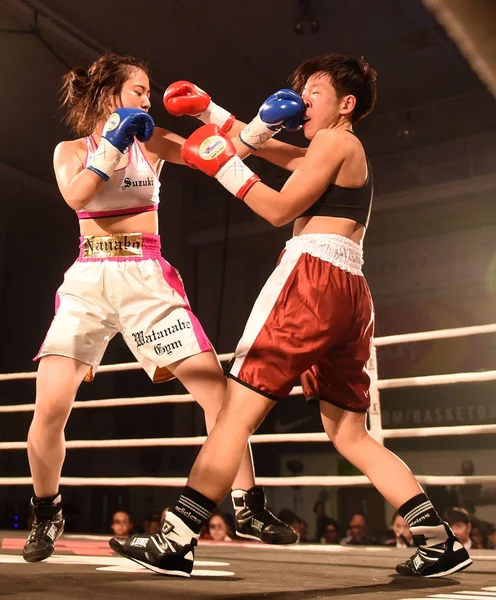 Nanako Suzuki Van Japan Links Concurreert Tegen Wong Yan Van — Stockfoto