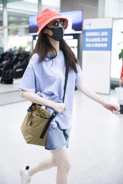 Chinese Actress Arrives Airport Shanghai China July 2018 — Stock fotografie