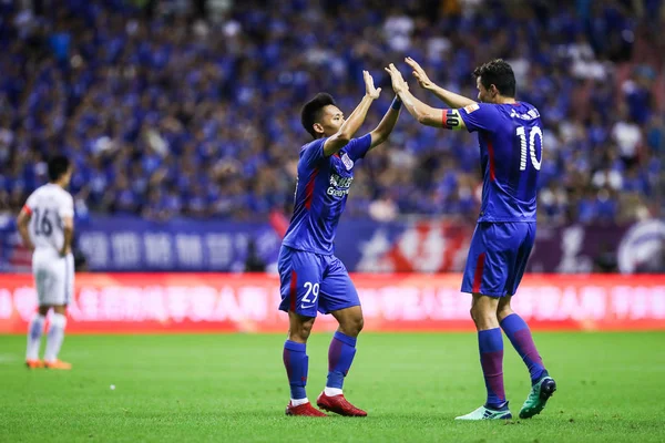 Der Kolumbianische Fußballspieler Giovanni Moreno Rechts Von Shanghai Greenland Shenhua — Stockfoto