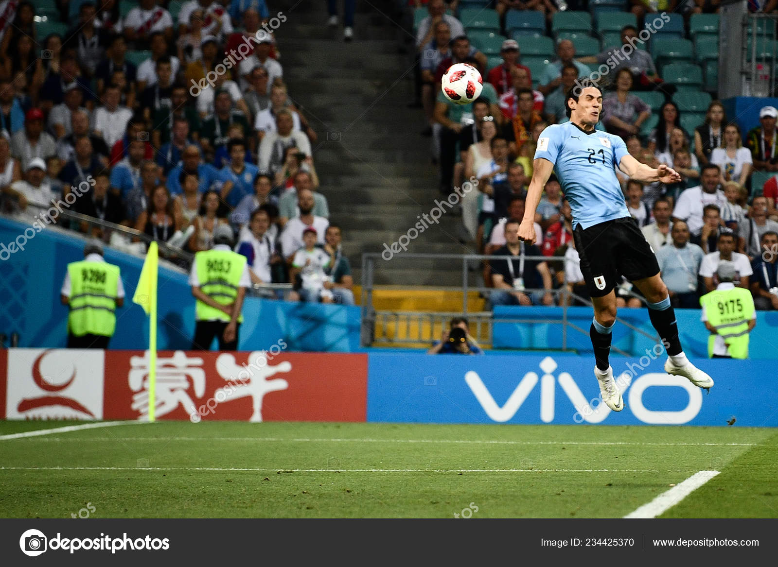Edimburgo Cavani Uruguai Atira Contra Portugal Rodada Jogos Entre Uruguai Fotografia De Stock Editorial C Chinaimages 234425370