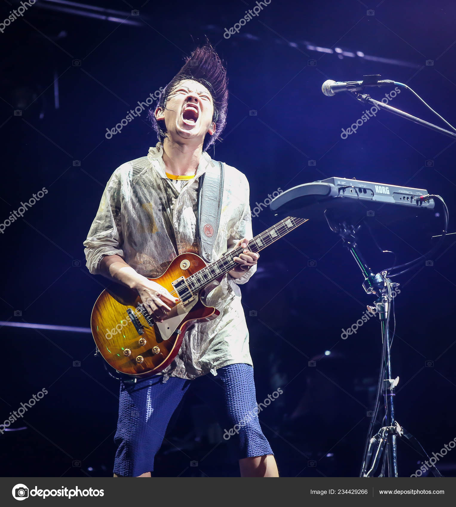 Radwimps Stock Photos Royalty Free Images Depositphotos