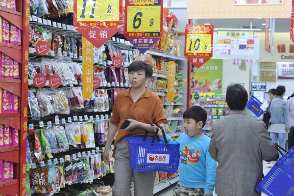Клієнти Магазин Супермаркеті Місті Нанкін Східна Китай Провінції Цзянсу Травня — стокове фото