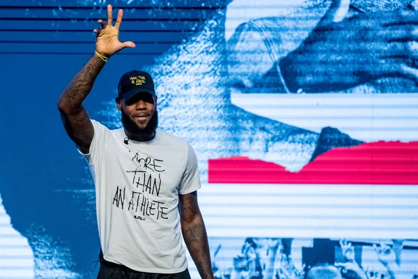 Nba Star Lebron James Los Angeles Lakers Attends Power Sports — Stock Photo, Image