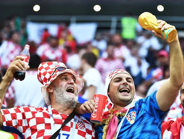 Chorwacki Kibiców Dopingować Aby Pokazać Poparcie Dla Chorwacji Półfinale Meczu — Zdjęcie stockowe