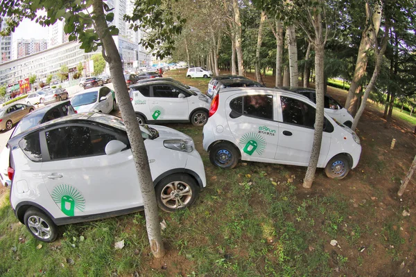 Vehículo Eléctrico Roto Abandonado Del Servicio Chino Intercambio Automóviles Gofun — Foto de Stock