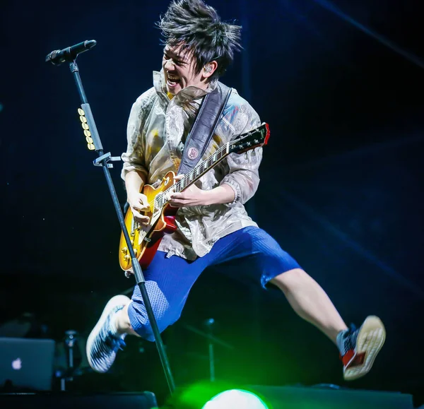 Miembro Banda Rock Japonesa Radwimps Actúa Durante Concierto Radwimps Asia — Foto de Stock