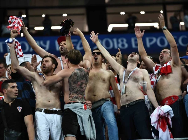 Хорватська Футбольних Фанів Святкувати Після Хорватія Переміг Англії Півфінальному Матчі — стокове фото