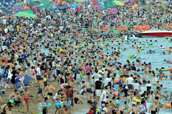 40000 이상의 휴가를 중국의 랴오닝 2018에에서 휴양지에 — 스톡 사진