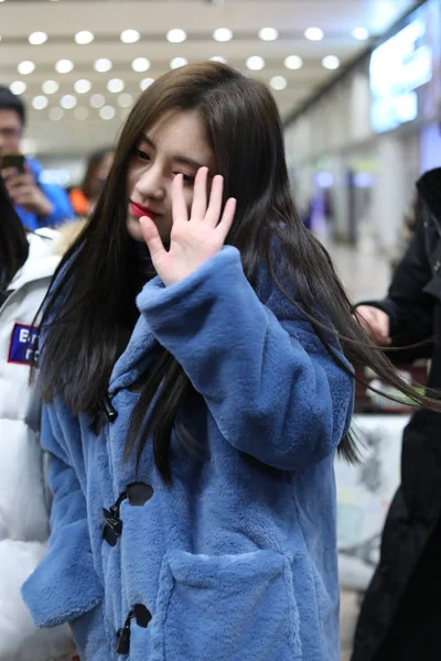 Cantante Attrice Cinese Jingyi Fotografata All Aeroporto Internazionale Shanghai Hongqiao — Foto Stock