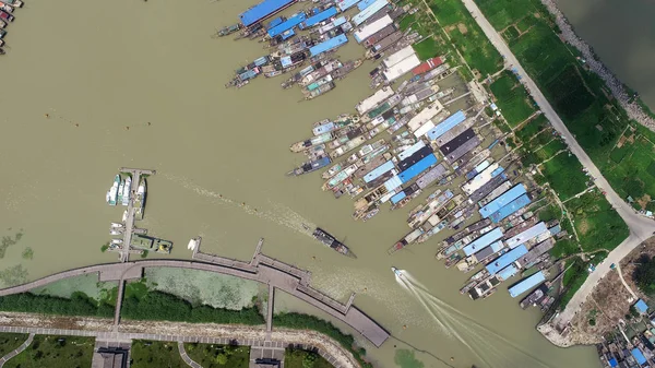 Bebinca 동쪽으로 중국의 2018 태풍에 준비에 항구에서 — 스톡 사진