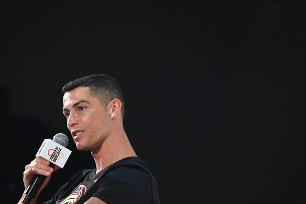 Futbolista Portugués Cristiano Ronaldo Del Juventus Asiste Una Entrevista Durante —  Fotos de Stock