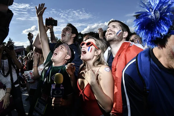 Fãs Franceses Comemoram Depois Que França Derrotou Uruguai Partida Quartas — Fotografia de Stock