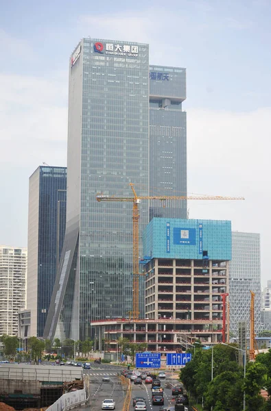 Uitzicht Een Hoogbouw Kantoorgebouw Van Evergrande Group Shenzhen City Zuid — Stockfoto