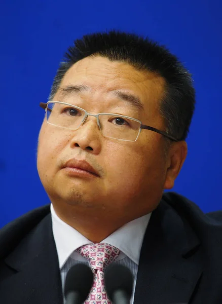 Chu Jinglin Tehdejší Asistent Čínského Ministra Financí Účastní Tiskové Konference — Stock fotografie