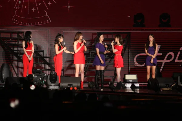 Membros Girl Group Sul Coreano Apink Apresentam Durante Apink Asia — Fotografia de Stock