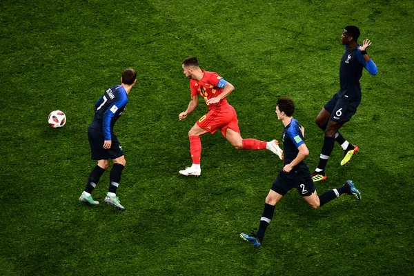 Eden Hazard Von Belgien Mitte Fordert Von Links Antoine Griezmann — Stockfoto