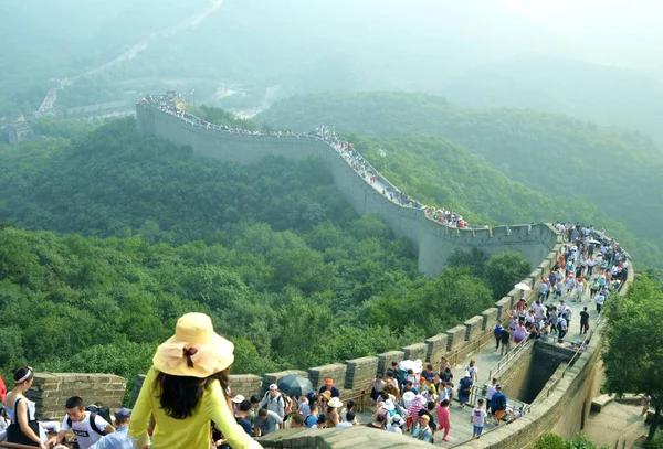 Turisti Visitano Grande Muraglia Badaling Nel Distretto Yanqing Pechino Cina — Foto Stock