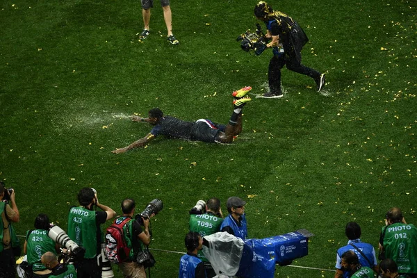 Paul Pogba Francia Desliza Por Césped Para Celebrar Después Que —  Fotos de Stock