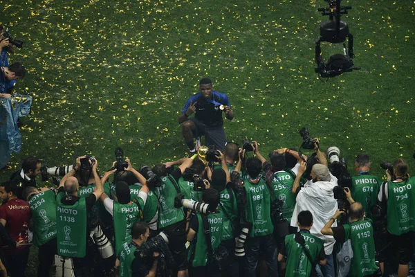 Paul Pogba Francia Posa Con Medaglia Oro Dopo Che Francia — Foto Stock