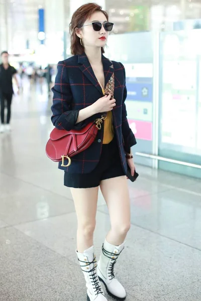 Chinese Actrice Jing Tian Arriveert Bij Beijing Capital International Airport — Stockfoto