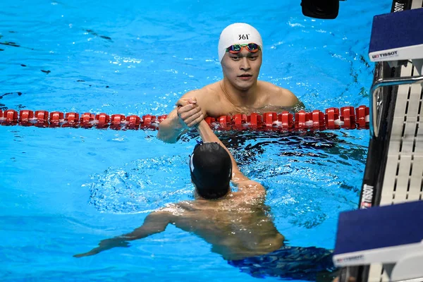 Sun Yang Van China Viert Het Winnen Van Mannen 400M — Stockfoto