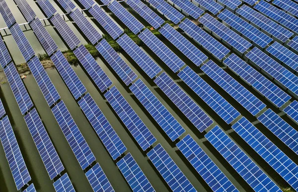 동쪽으로 중국의 2018에에서 태양광 발전소의 — 스톡 사진