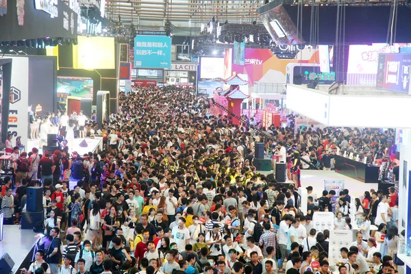 Visitantes Lotam 16Th China Digital Entertainment Expo Também Conhecida Como — Fotografia de Stock