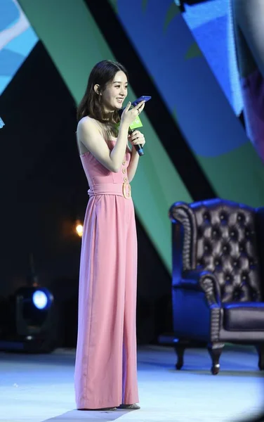 中国の女優 Zanilia または趙 Liying てい出席プロモーション イベント中国のオンライン動画サイトの Iqiyi によって 北京で Vip — ストック写真