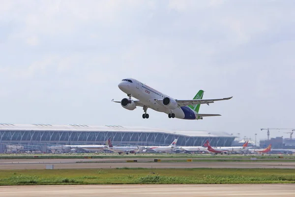 China Second Domestically Developed Large Passenger Jet C919 Comac Commercial — Stock Photo, Image